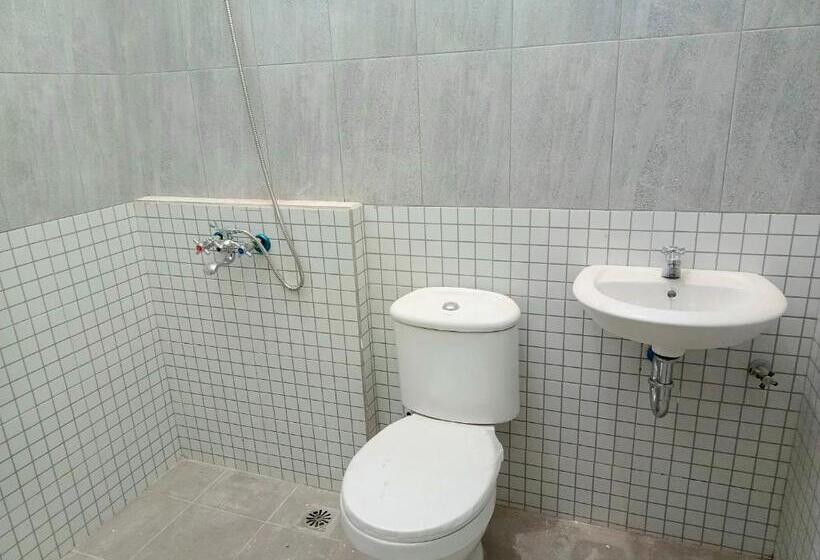 Семейный Номер, Bebek Kuning Residence