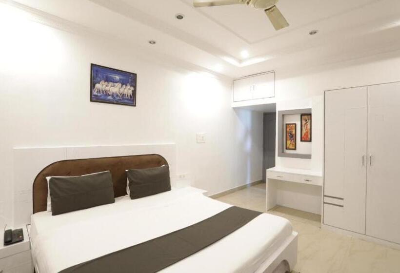 Номер Deluxe, Hi5 Stay Near Care Hospital By Morservices
