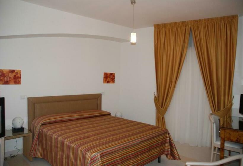 标准间, Albergo Le Dodici Lune