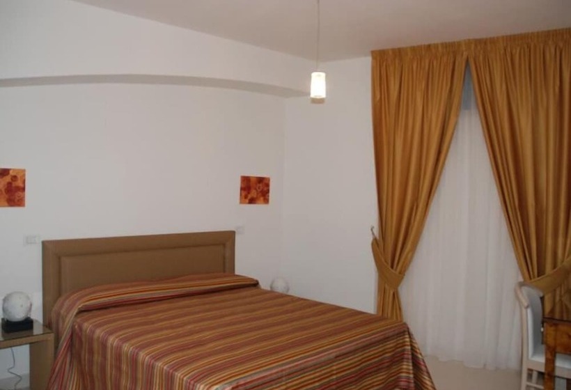 标准间, Albergo Le Dodici Lune