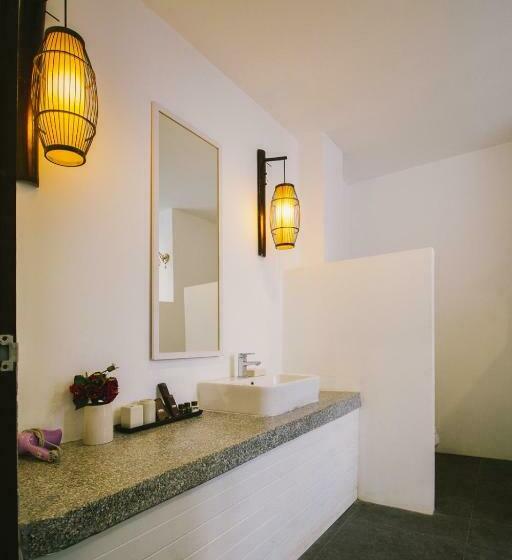 اتاق استاندارد, Koh Chang Grand View Resort