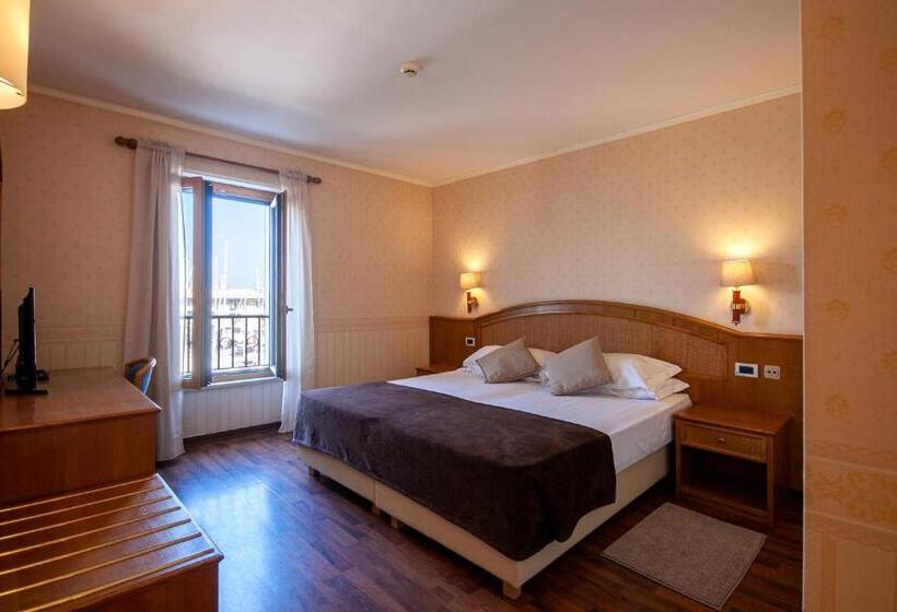 Номер Стандартный с Видом, Metropole