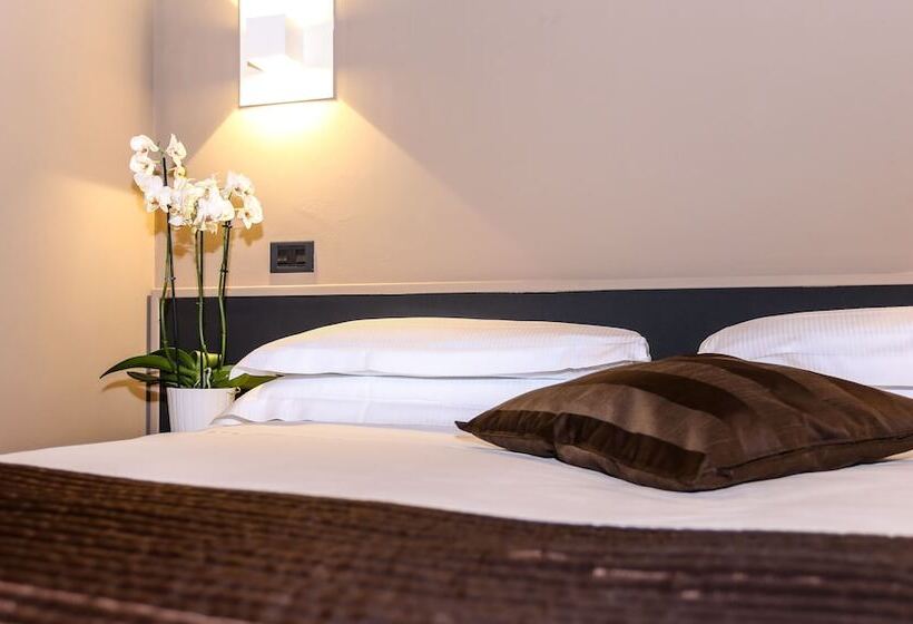 Quarto Estandar Individual, Mignon