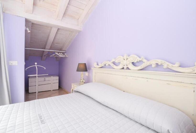 Номер Стандарт с Балконом, Le Rêve   Lake View Rooms