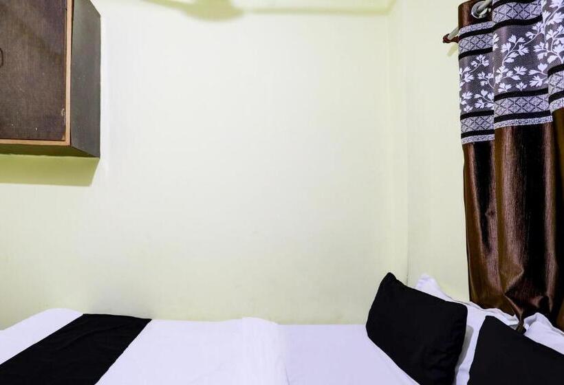 Трехместный Номер Классика, Sai Palace Lodging