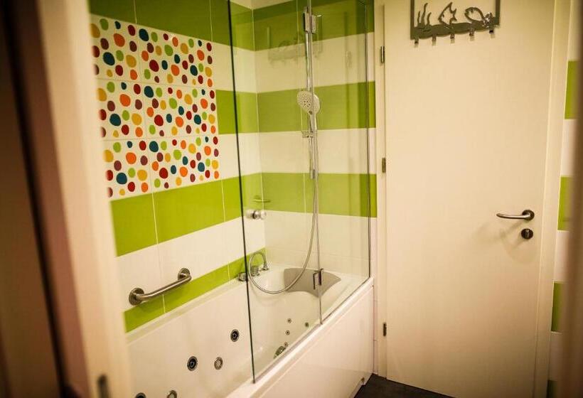 سوییت خانوادگی, Eco Boutique Hotel Ams Beagle