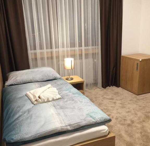 اتاق پریمیوم یک تخته, Bothe