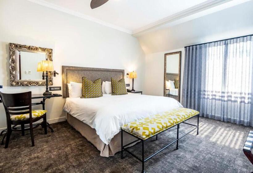 Люкс Кровать Кинг, Anew Hotel Hilton Pietermaritzburg