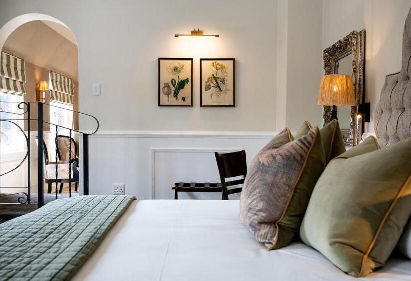 Президентский Люкс, Anew Hotel Hilton Pietermaritzburg