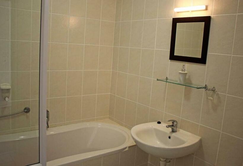 Номер Стандарт, Blougans B&b