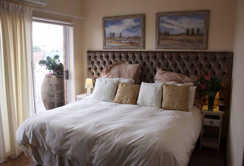 Номер Стандарт, Blougans B&b