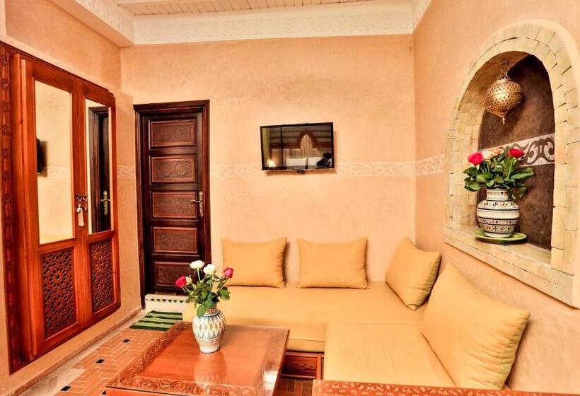 Люкс, Riad Nakhla
