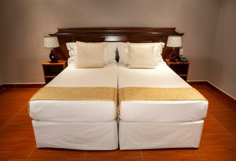 Номер Superior, Ngwenya Hotel & Conference Centre