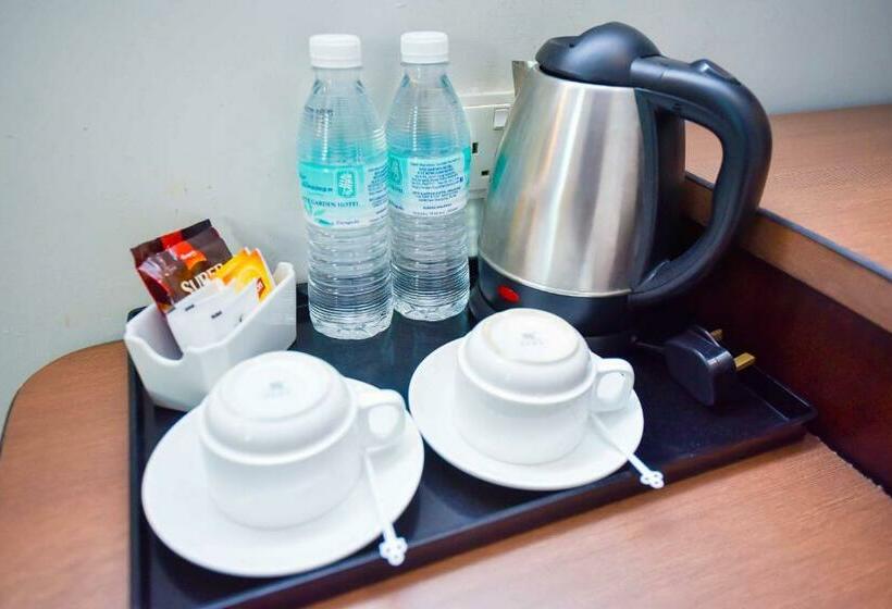 اتاق لوکس با تخت بزرگ, Ritz Garden Hotel Manjung