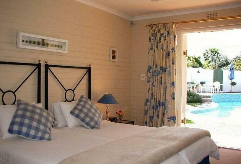 Номер Стандарт Вид на Бассейн, Somer Place B&b
