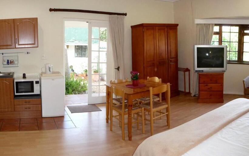 Семейный Номер, Somer Place B&b