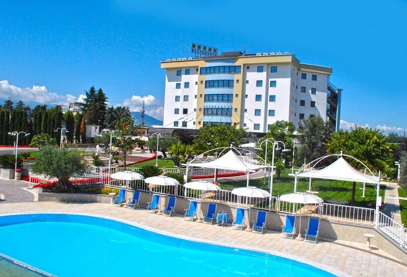 Четырехместный Номер Стандарт, Edra Palace Hotel & Ristorante
