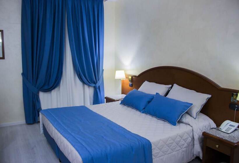 Полулюкс, Edra Palace Hotel & Ristorante