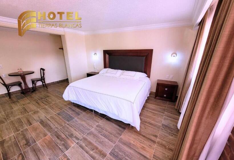 Quarto Estandar Cama King, Tierras Blancas