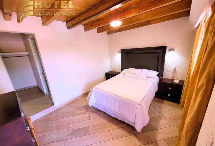 Quarto Estandar, Tierras Blancas