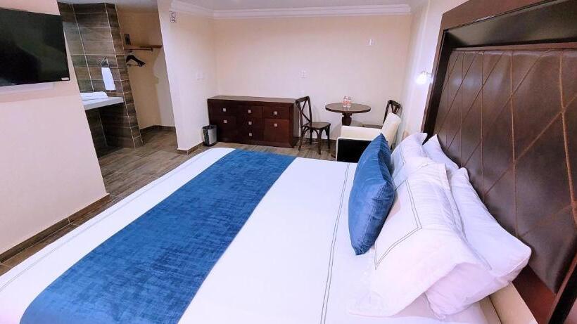 Quarto Estandar Cama King, Tierras Blancas