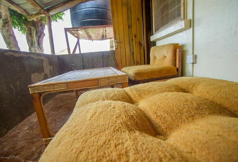 Standard Single Room, Diplomate