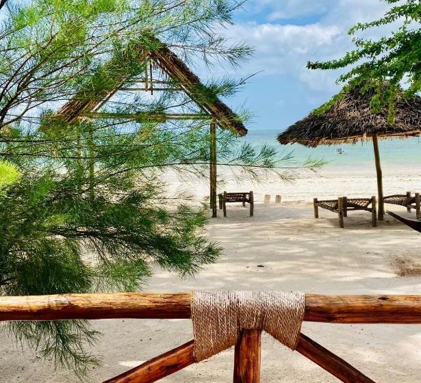 اتاق لوکس با چشم‌انداز دریا, Kaure Sand Beach Lodge