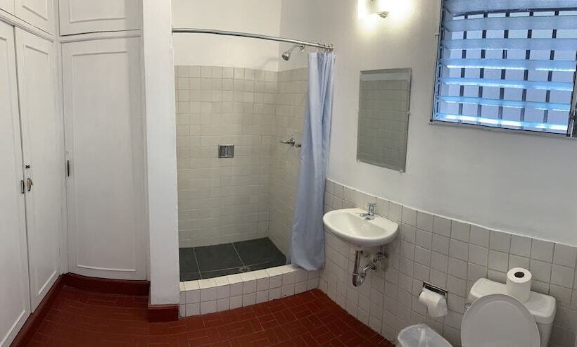 اتاق استاندارد, Palmira Hostel