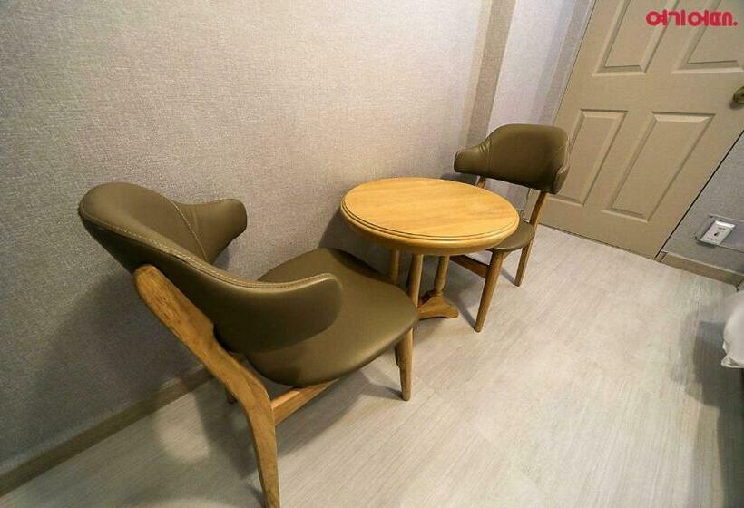 Номер Стандарт, Goodstay Grand Motel Chuncheon