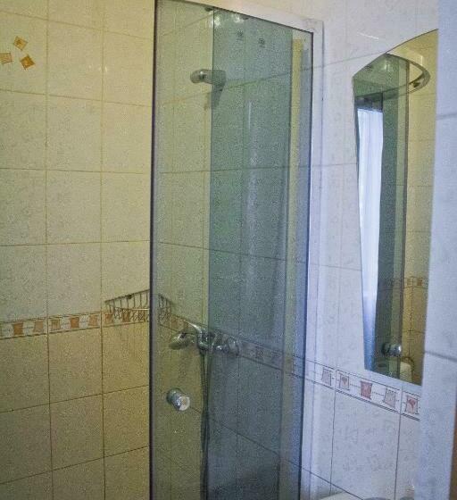 غرفة قياسية, Motel