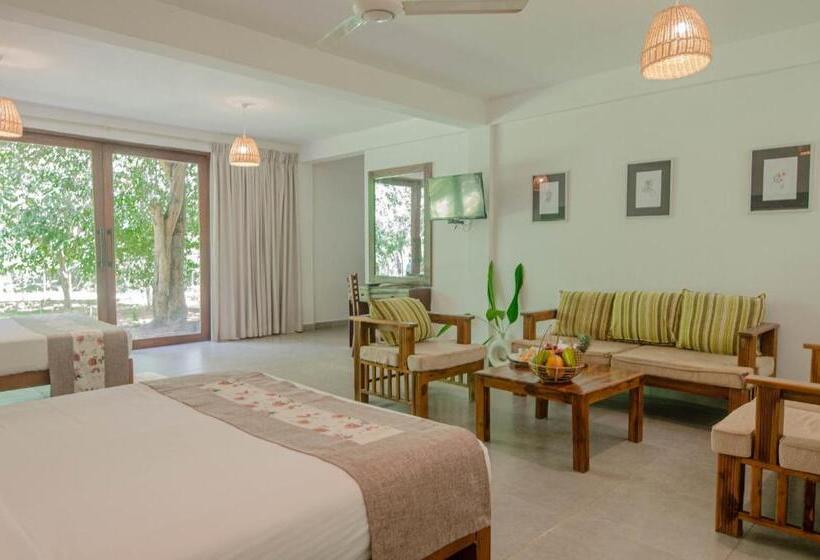 Family Suite, Pinthaliya Resort