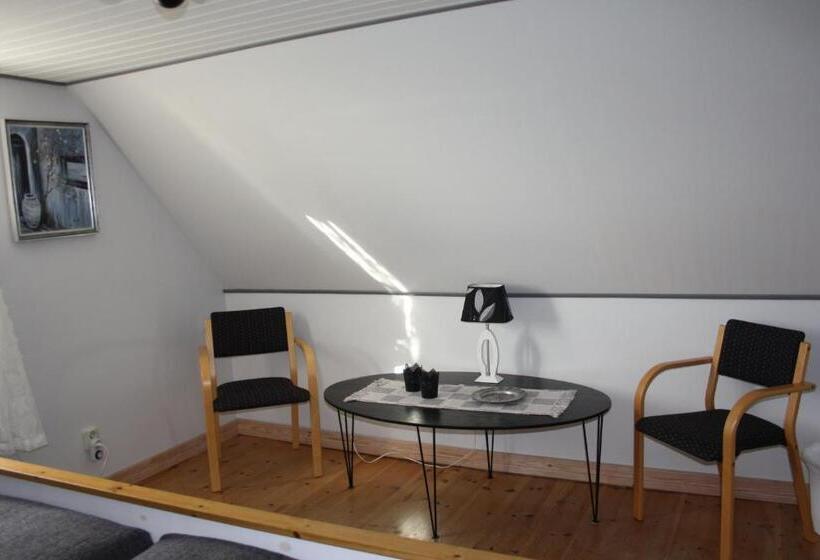 سوییت جونیور لوکس, B&b Hannåsa Gård