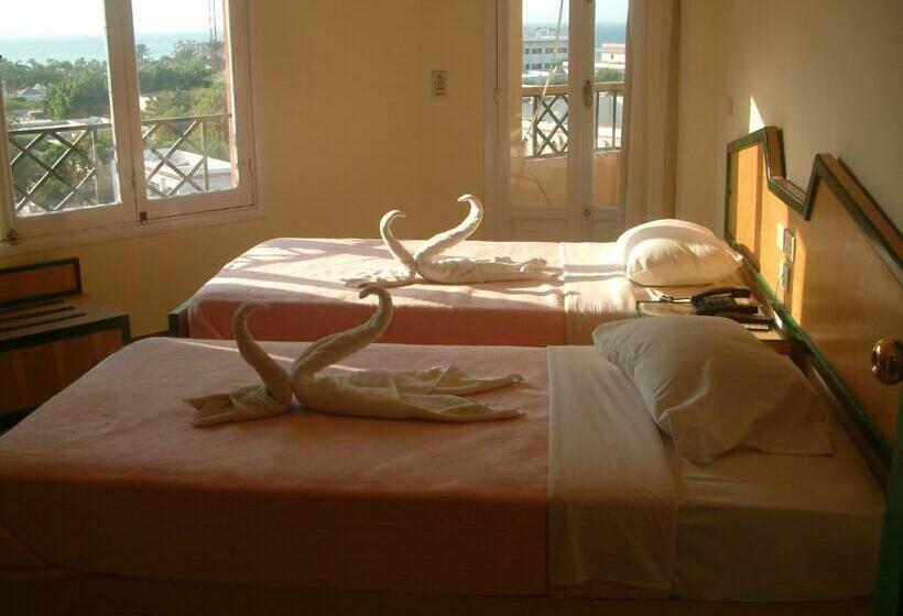 اتاق استاندارد سه نفره, Diana Hotel Hurghada