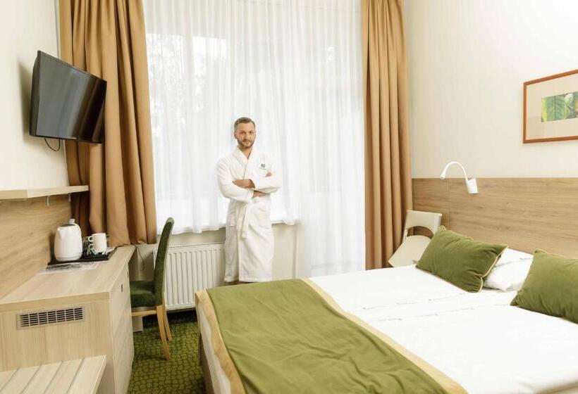 اتاق عادی, Eglė Plus Medical Spa