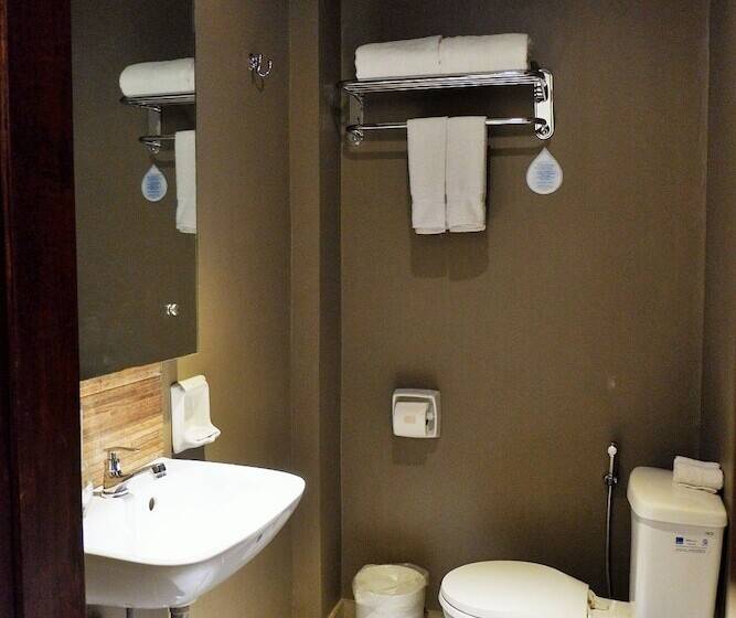 Quarto Estandar, Jony S Boutique