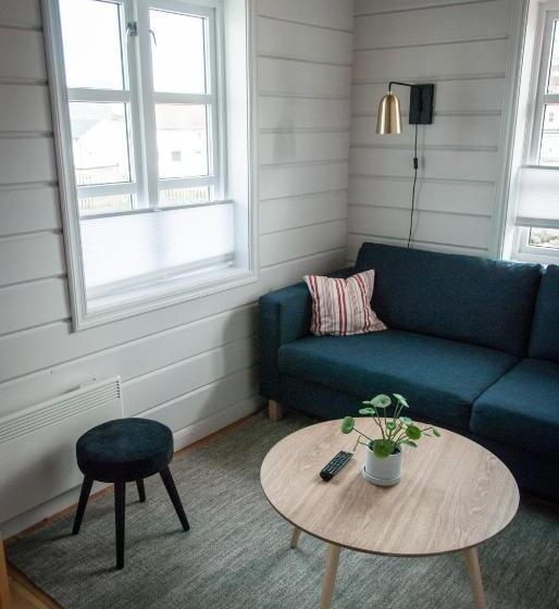 带1个卧室的带阳台的公寓, Lødingen Brygge