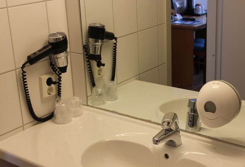 Standardrum Trädgårdsutsikt, ørland Kysthotell