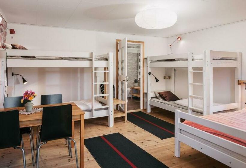 家庭间, Stf Lugnåsberget Ekohotell