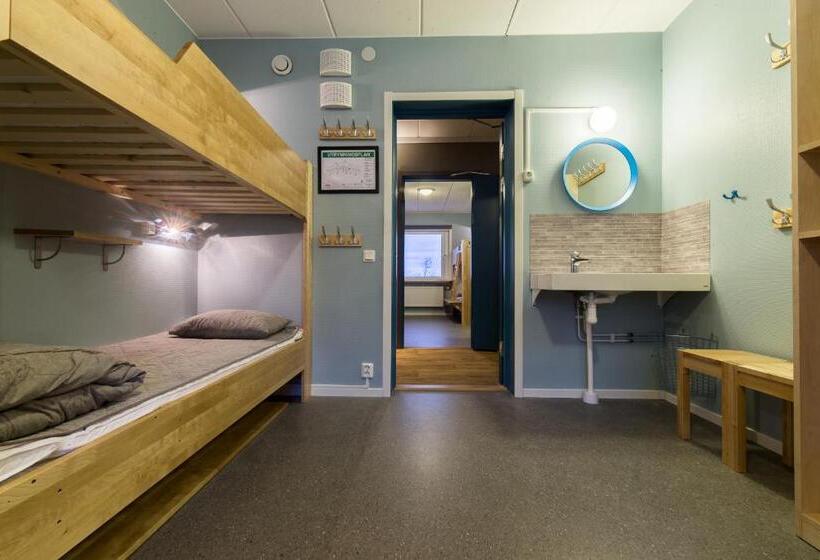 经济四人间 - 带共用浴室, Stf Abisko Turiststation