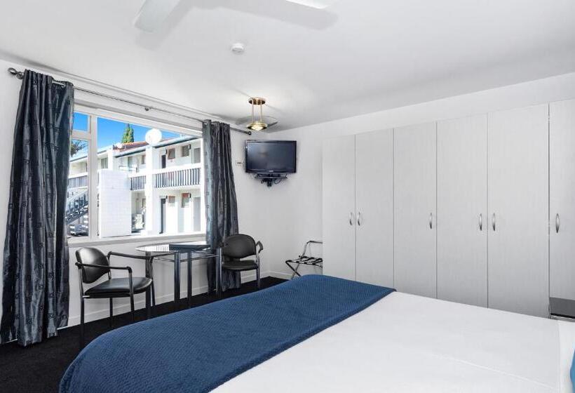 스탠다드 스튜디오, The Tauranga On The Waterfront