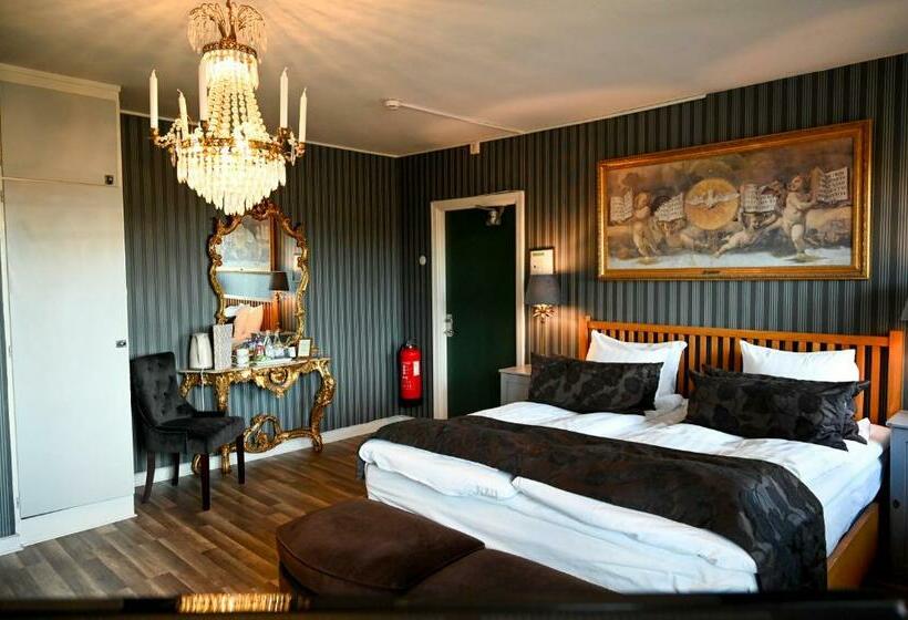 패밀리 룸, Palace Hotell