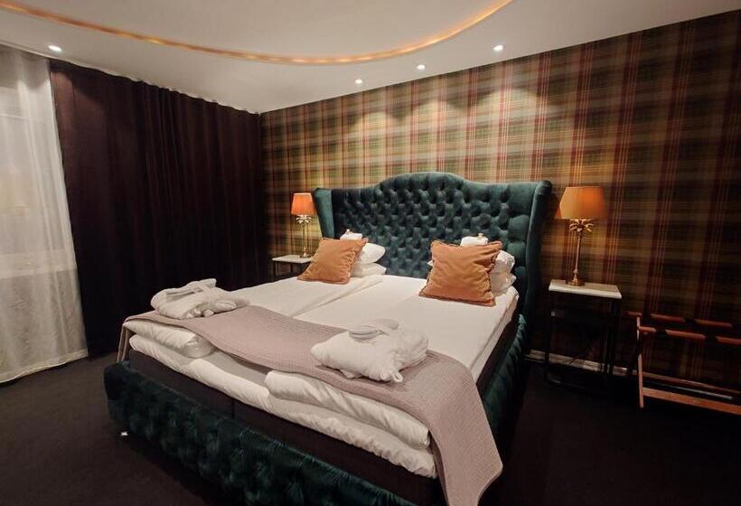주니어 스위트, Palace Hotell