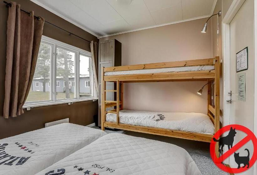 패밀리 룸, Stf Hostel Lärbro/grannen