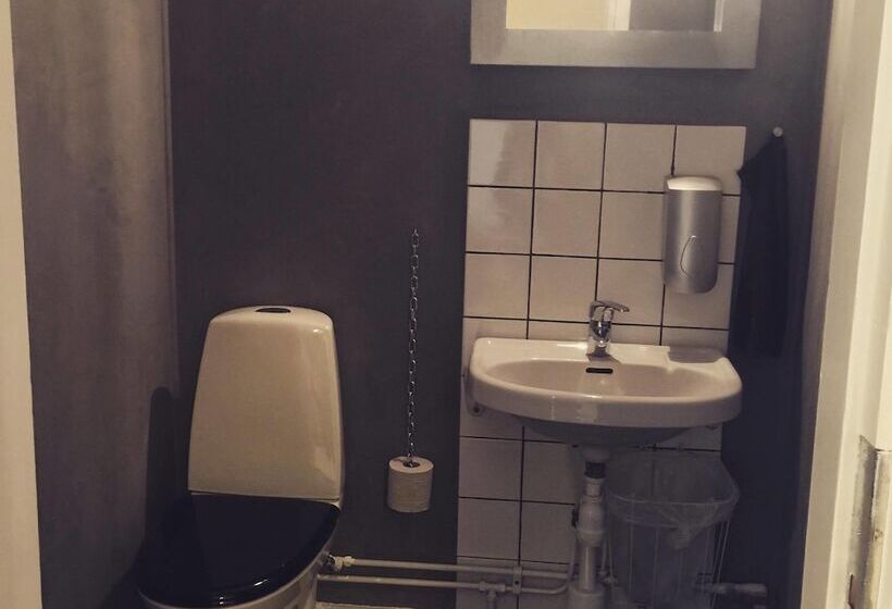 패밀리 룸, Stf Hostel Lärbro/grannen