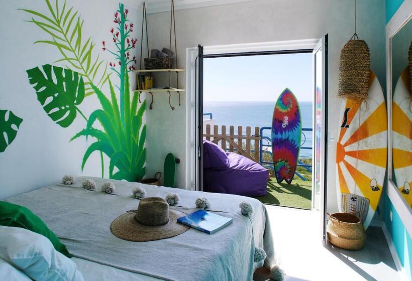 Номер Deluxe Вид на Море, Chill In Ericeira Surf House