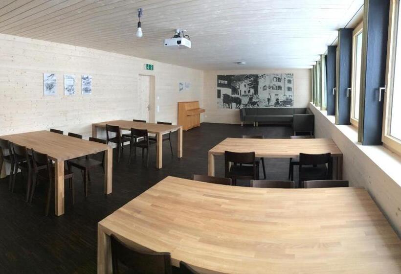 חדר דלוקס, Nova Casa Spinatscha Sedrun