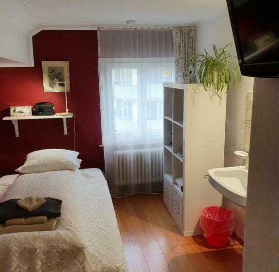 标准单人间共用浴室, Bnb Haus Weibel