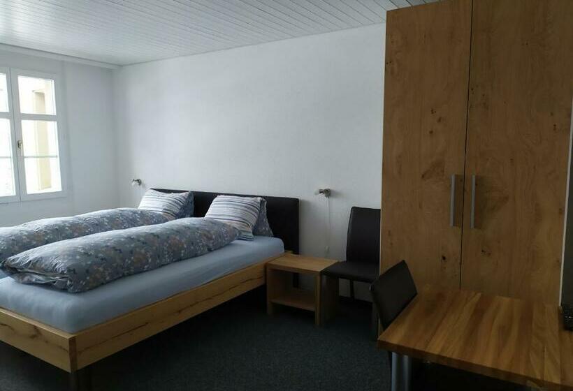 Номер Стандарт, Café Conditorei Hotel Huber