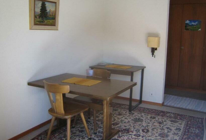 اتاق استاندارد, Elite B&b