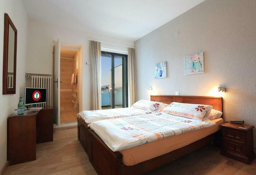 Chambre Standard avec Balcon Vue Jardin, Osteria Ticino By Ketty & Tommy
